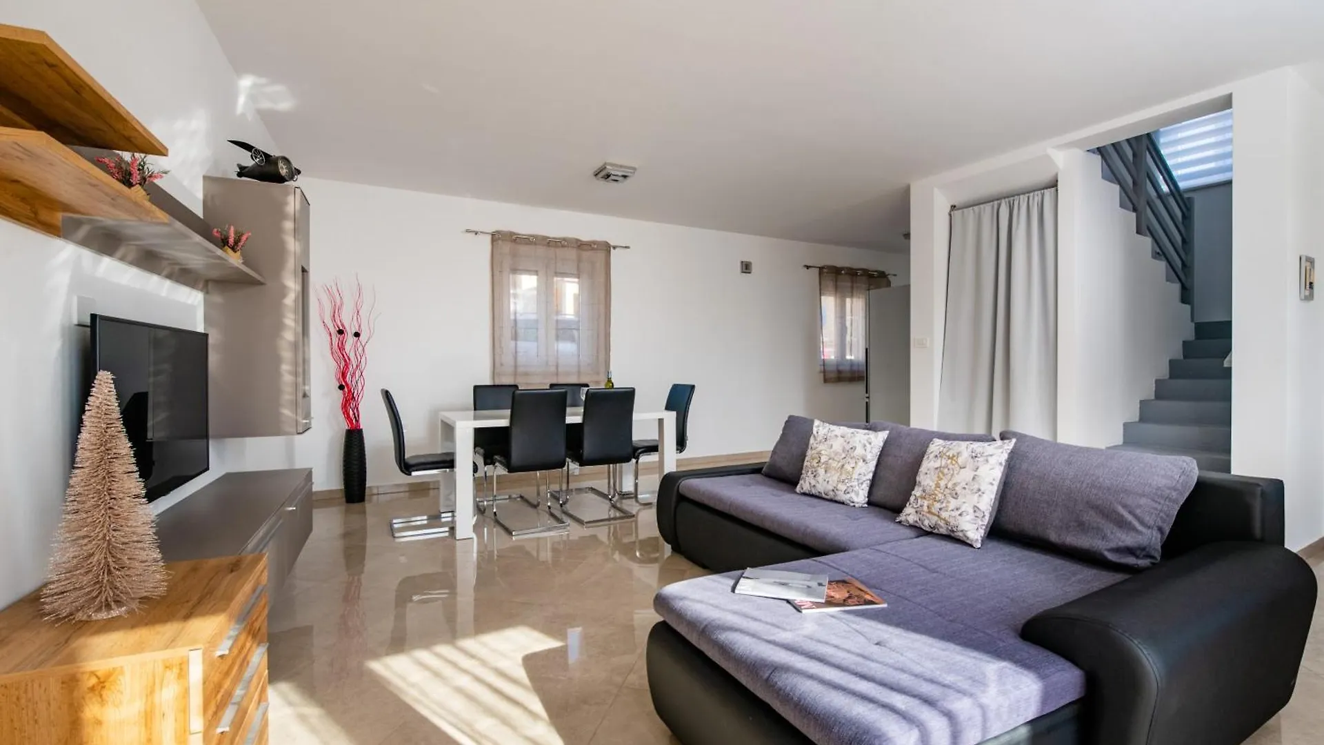 House Ester 1855 Valtura 0*,  Croatia